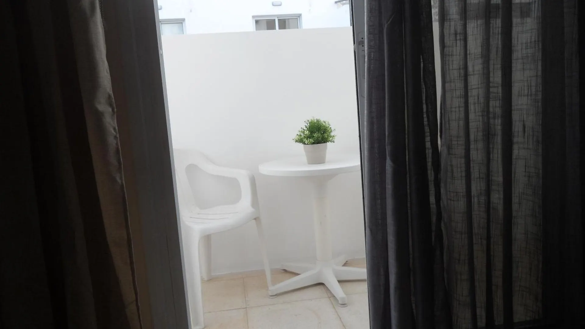 Family And Friends Flat Close To The Sea, Free Internet Ayia Napa Apartment